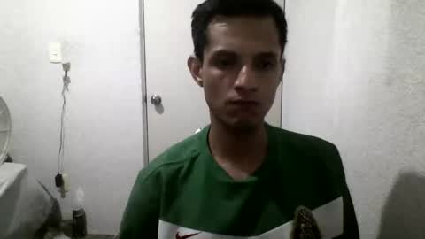 Snapshot of izmaelr chatting on 04.09.26 Jonathan online show from 04.09.26