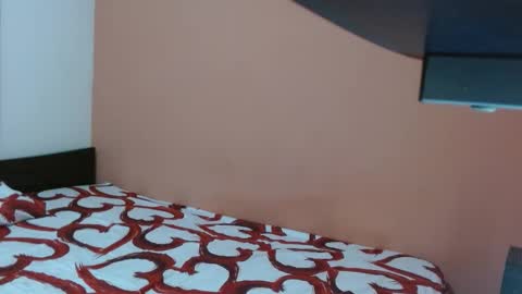 Izzyy online show from 12.02.25