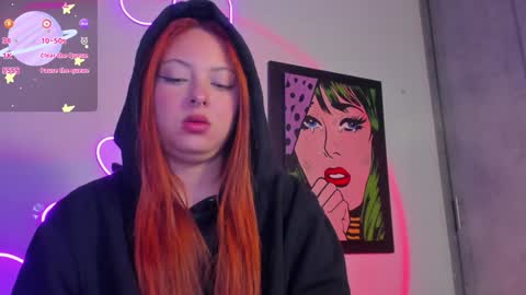 hot izys online show from 12.22.24