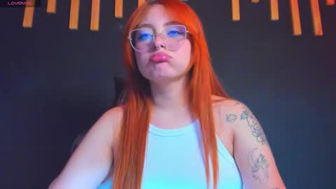 hot izys online show from 12.05.25