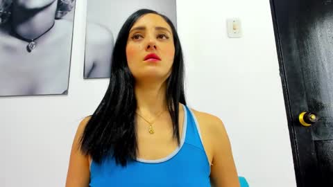 Snapshot of izzy_cum chatting on 01.31.25 Izzy online show from 01.31.25