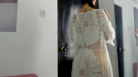 Snapshot of izzy_cum chatting on 10.10.25 Izzy online show from 10.10.25