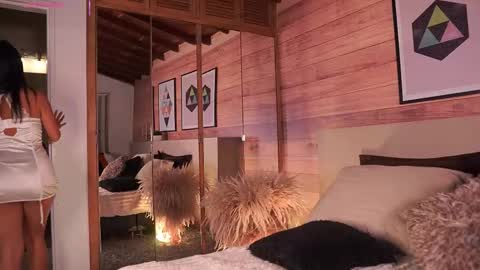 izzywild1 online show from 11.30.25