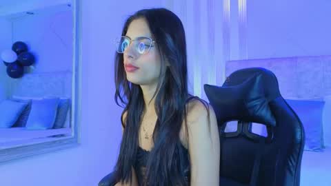 j_belle_ online show from 03.22.26