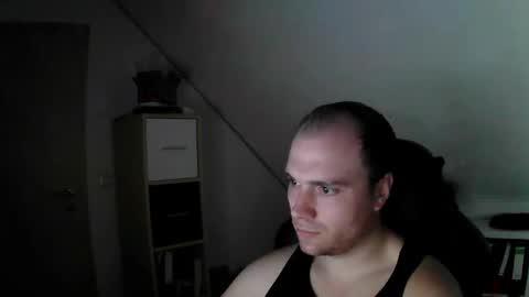 here4y online show from 12.02.25