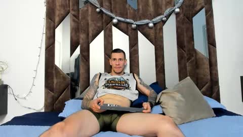 Snapshot of j_king__ chatting on 01.05.26 J King online show from 01.05.26