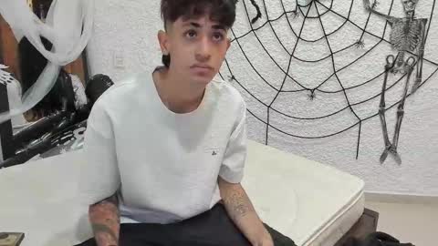 j_martony online show from 10.15.25