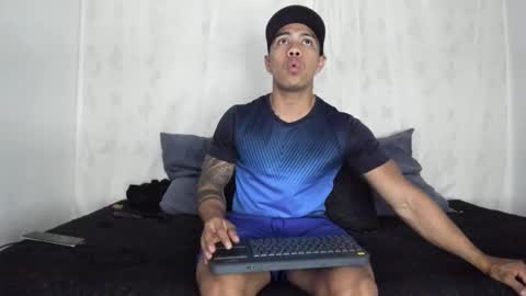 i am juan musiry independent model  online show from 01.24.25