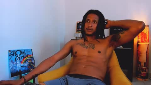 Snapshot of jaacksn chatting on 01.11.25 jaacksn online show from 01.11.25