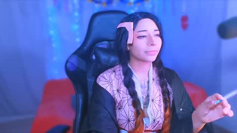 jade 18  online show from 01.08.25