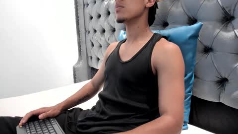 Snapshot of jaccock_4 chatting on 11.26.25 Jacoock online show from 11.26.25