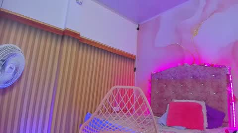 jack__baby_ online show from 12.23.25