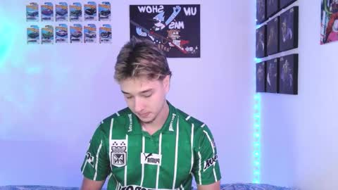 Snapshot of jack_walker190 chatting on 10.24.25 J online show from 10.24.25