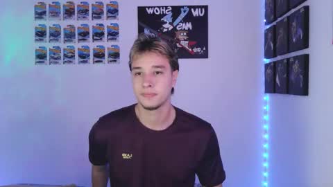 Snapshot of jack_walker190 chatting on 10.29.25 J online show from 10.29.25