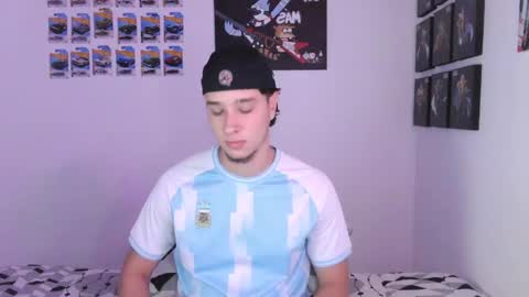 Snapshot of jack_walker190 chatting on 05.07.26 J online show from 05.07.26