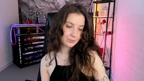 Snapshot of jackiebard chatting on 09.14.25 Jackie Byrd online show from 09.14.25