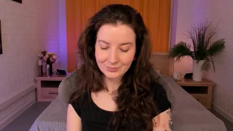 Snapshot of jackiebard chatting on 11.03.25 Jackie Byrd online show from 11.03.25