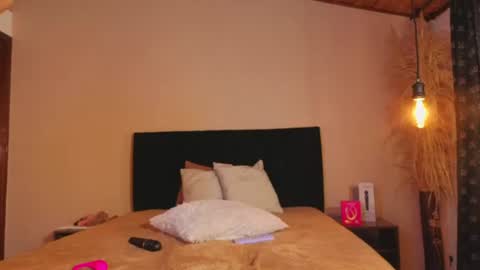 jackiie_ online show from 06.19.26
