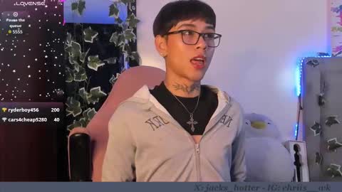 Snapshot of jacks_hotter chatting on 01.10.26 Jackson online show from 01.10.26