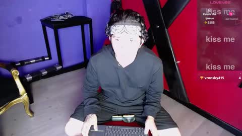 Jackson n Scarlett online show from 11.28.25