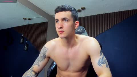 Snapshot of jacksonolsenn chatting on 01.23.25 Jackson Olsen online show from 01.23.25