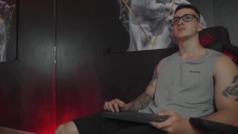 Snapshot of jacksonolsenn chatting on 11.13.25 Jackson Olsen online show from 11.13.25