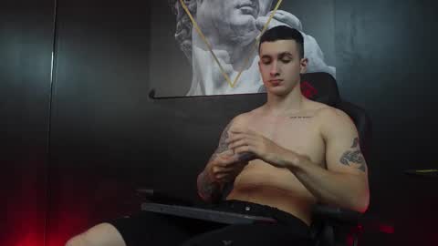 Snapshot of jacksonolsenn chatting on 11.26.25 Jackson Olsen online show from 11.26.25