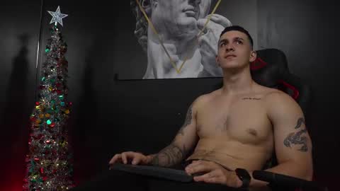 Snapshot of jacksonolsenn chatting on 12.05.25 Jackson Olsen online show from 12.05.25