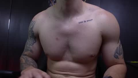 Snapshot of jacksonolsenn chatting on 01.07.26 Jackson Olsen online show from 01.07.26