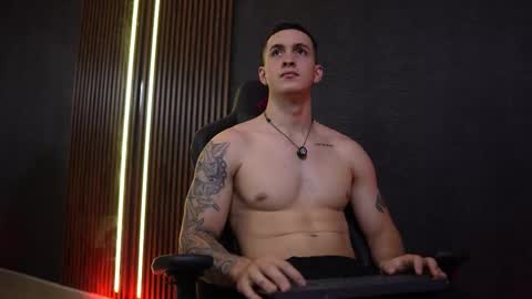 Snapshot of jacksonolsenn chatting on 02.09.26 Jackson Olsen online show from 02.09.26