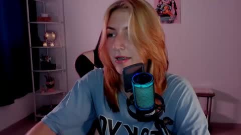 Snapshot of jacky_croft chatting on 01.17.25 Linda Sofia help me get to 100 thumbs up online show from 01.17.25