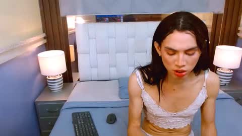 Snapshot of jackymurphy chatting on 11.27.25 Jacky Murphy online show from 11.27.25