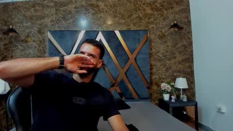 Snapshot of jacob_benelli chatting on 03.25.26 Jaco online show from 03.25.26