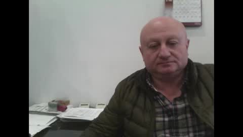 Snapshot of jacob_bron chatting on 02.14.26 jacob_bron online show from 02.14.26