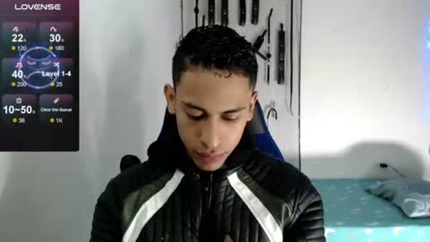 Snapshot of jacob_wolf_xxx chatting on 10.02.25 jacob online show from 10.02.25