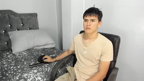 Snapshot of jacobb_lee chatting on 12.23.24 Jacob Lee online show from 12.23.24