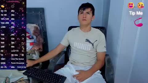 Snapshot of jacobb_lee chatting on 10.22.25 Jacob Lee online show from 10.22.25