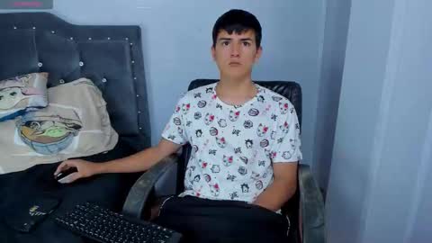 Snapshot of jacobb_lee chatting on 12.04.25 Jacob Lee online show from 12.04.25