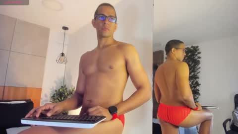 Snapshot of jacobdraven chatting on 04.25.26 jacobdraven online show from 04.25.26