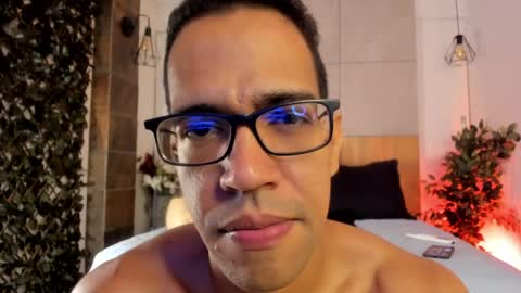 Snapshot of jacobdraven chatting on 05.27.26 jacobdraven online show from 05.27.26