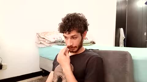 Snapshot of jacobmurphy2103 chatting on 12.15.25 JACOB ROBIN online show from 12.15.25