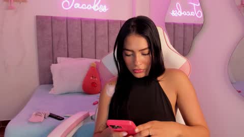 Snapshot of jacobss_gh chatting on 10.27.25 JACOBSS online show from 10.27.25