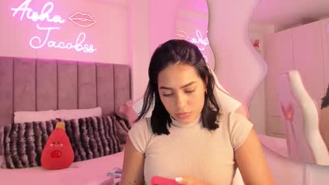 Snapshot of jacobss_gh chatting on 11.09.25 JACOBSS online show from 11.09.25