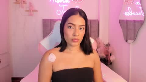 Snapshot of jacobss_gh chatting on 11.10.25 JACOBSS online show from 11.10.25