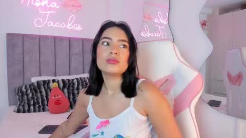 Snapshot of jacobss_gh chatting on 11.23.25 JACOBSS online show from 11.23.25