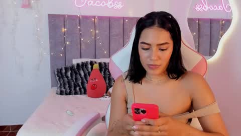 Snapshot of jacobss_gh chatting on 11.25.25 JACOBSS online show from 11.25.25