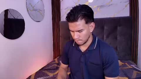 Snapshot of jacobwolf__ chatting on 06.28.26 Jacob Wolf online show from 06.28.26