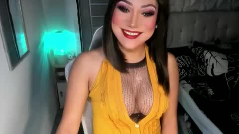 Jacque online show from 05.10.26