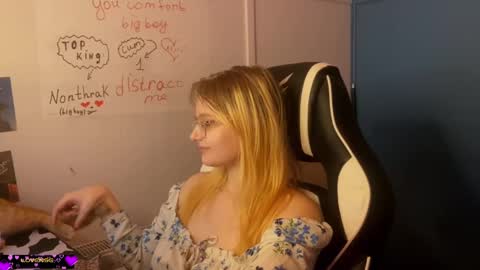 jacywinslat online show from 02.23.25