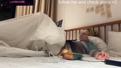 jacywinslat online show from 12.20.25